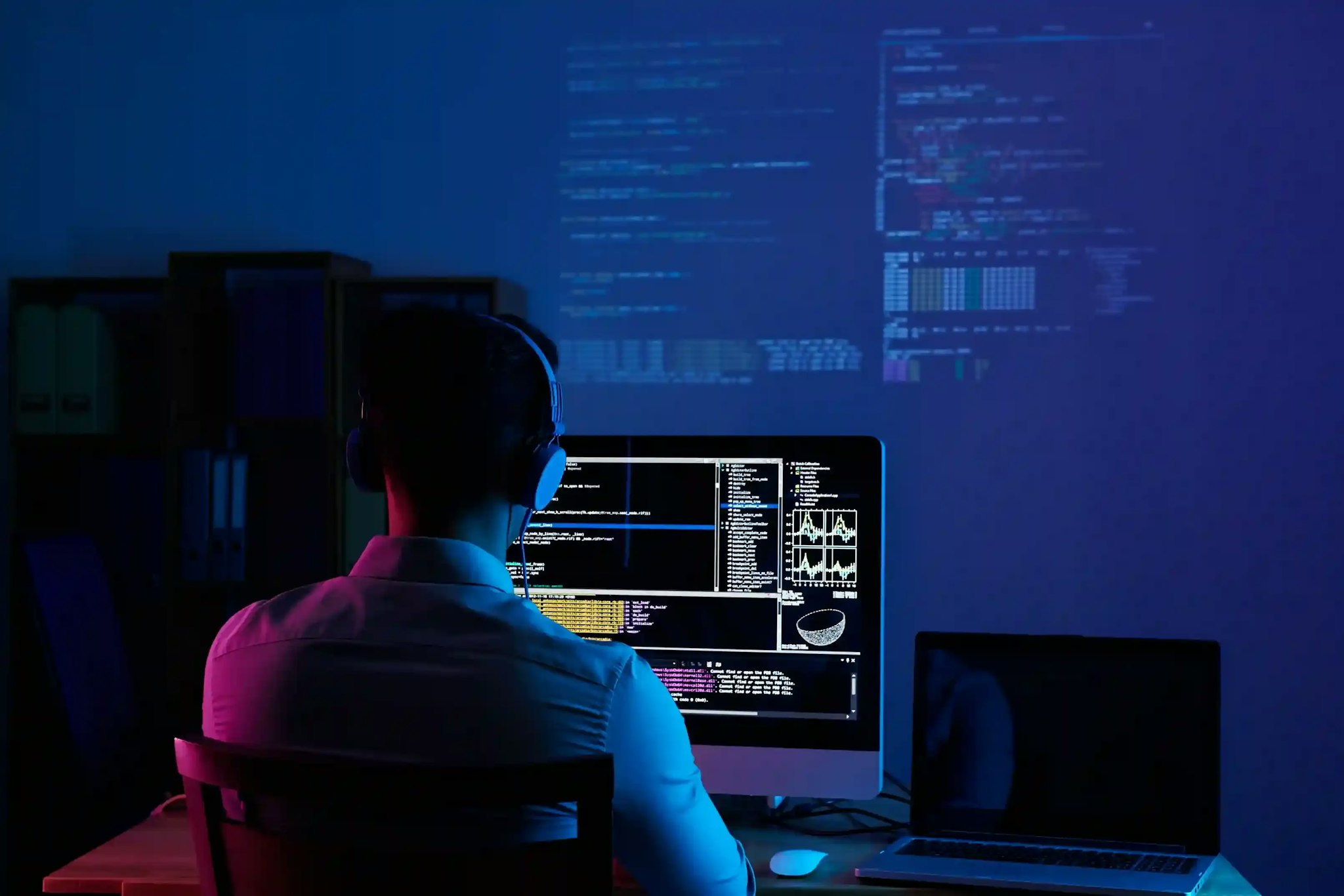 Enterprise Semantic Data Architecture & ML Feature Management
